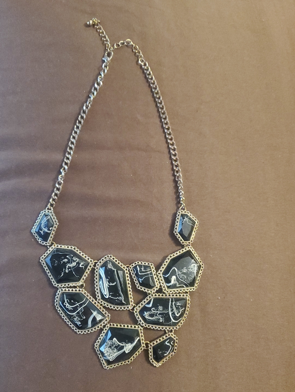Necklace - Picture 3 of 10